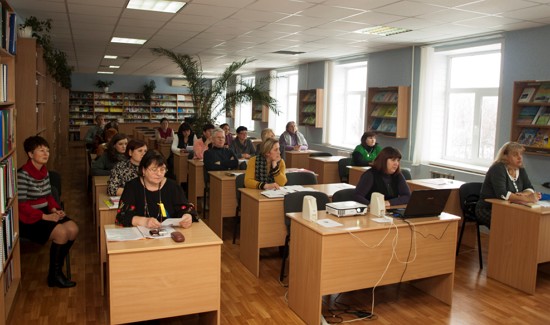 круглий стіл_6